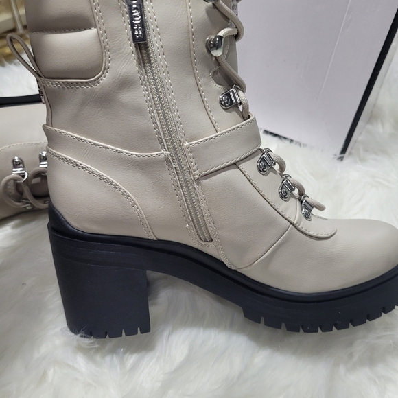🔹️Guess 🔹️women ankle boots size 8 new  ✨️🖤 - Picture 5 of 12